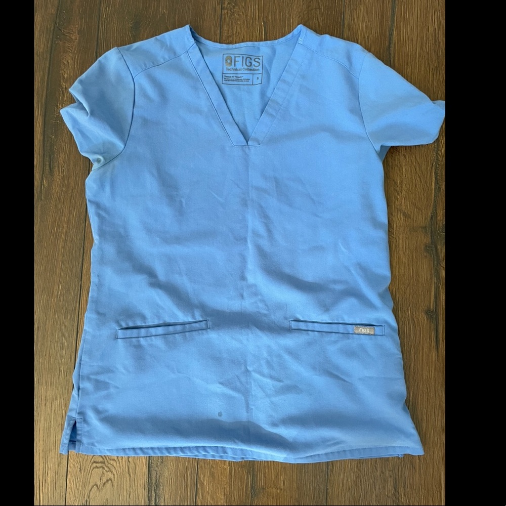 Figs women’s scrub top